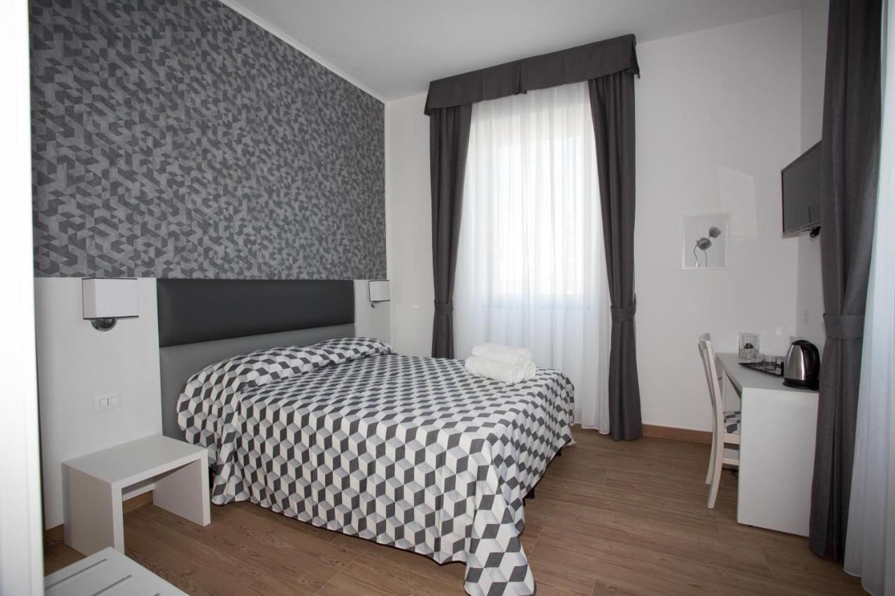 Guesthouse Porto Di Roma Civitavecchia Εξωτερικό φωτογραφία